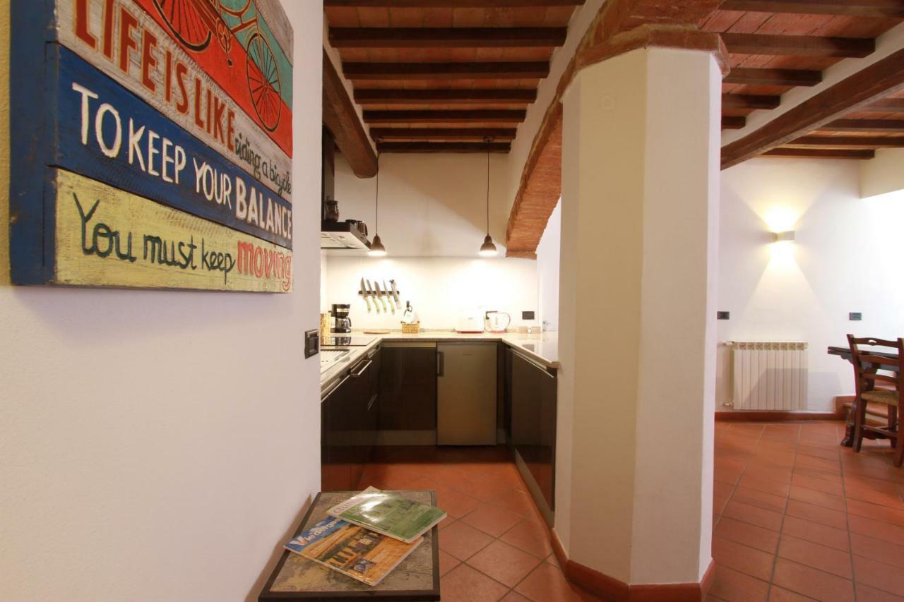 La Casa Nel Borgo Monticchiello Exterior foto